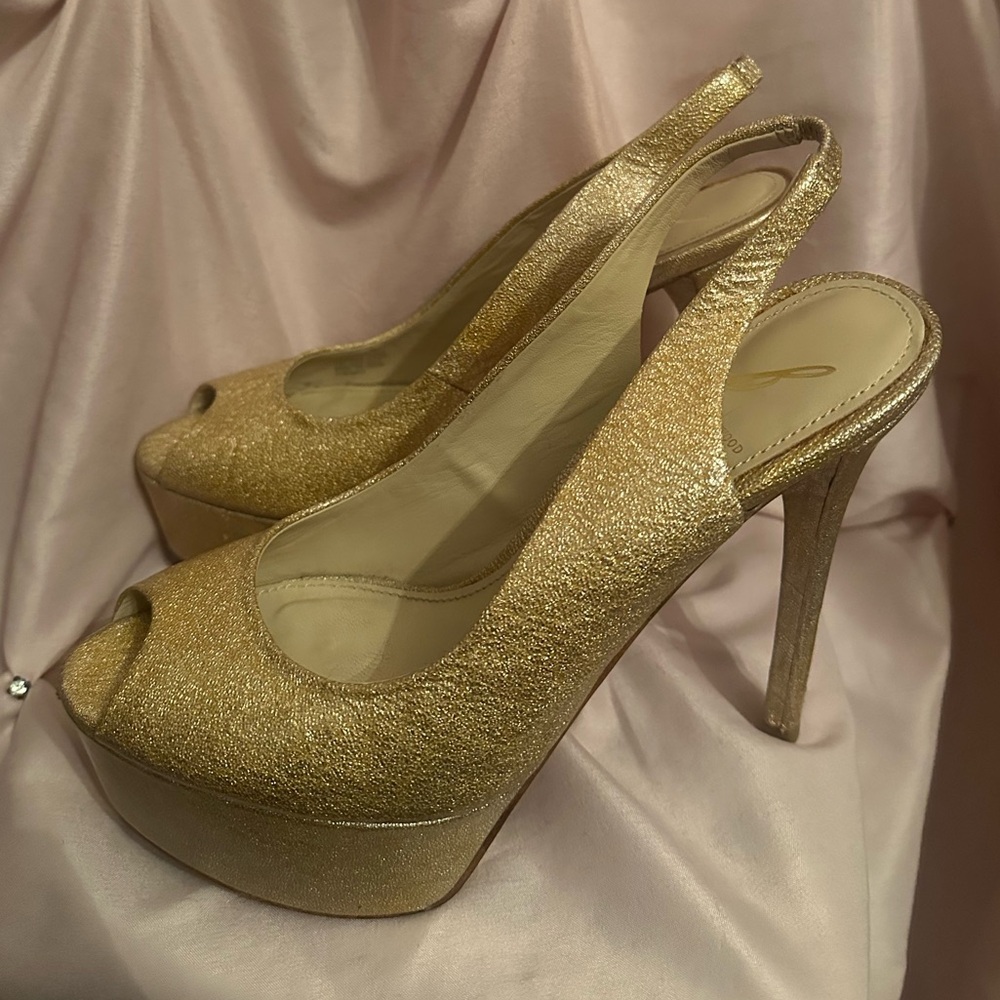 Brian Atwood gold peep toe sling back platforms 7.5 heels pumps all leather
